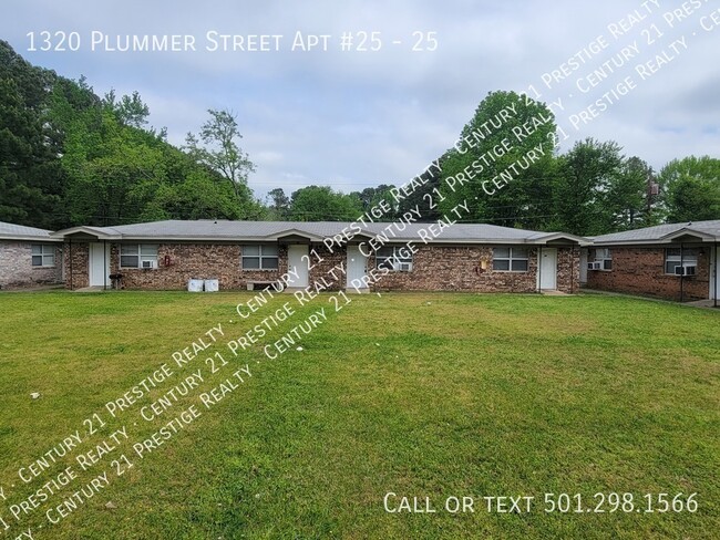 Building Photo - 1320 Plummer St