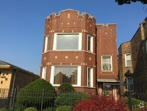 Building Photo - 8347 S Peoria St
