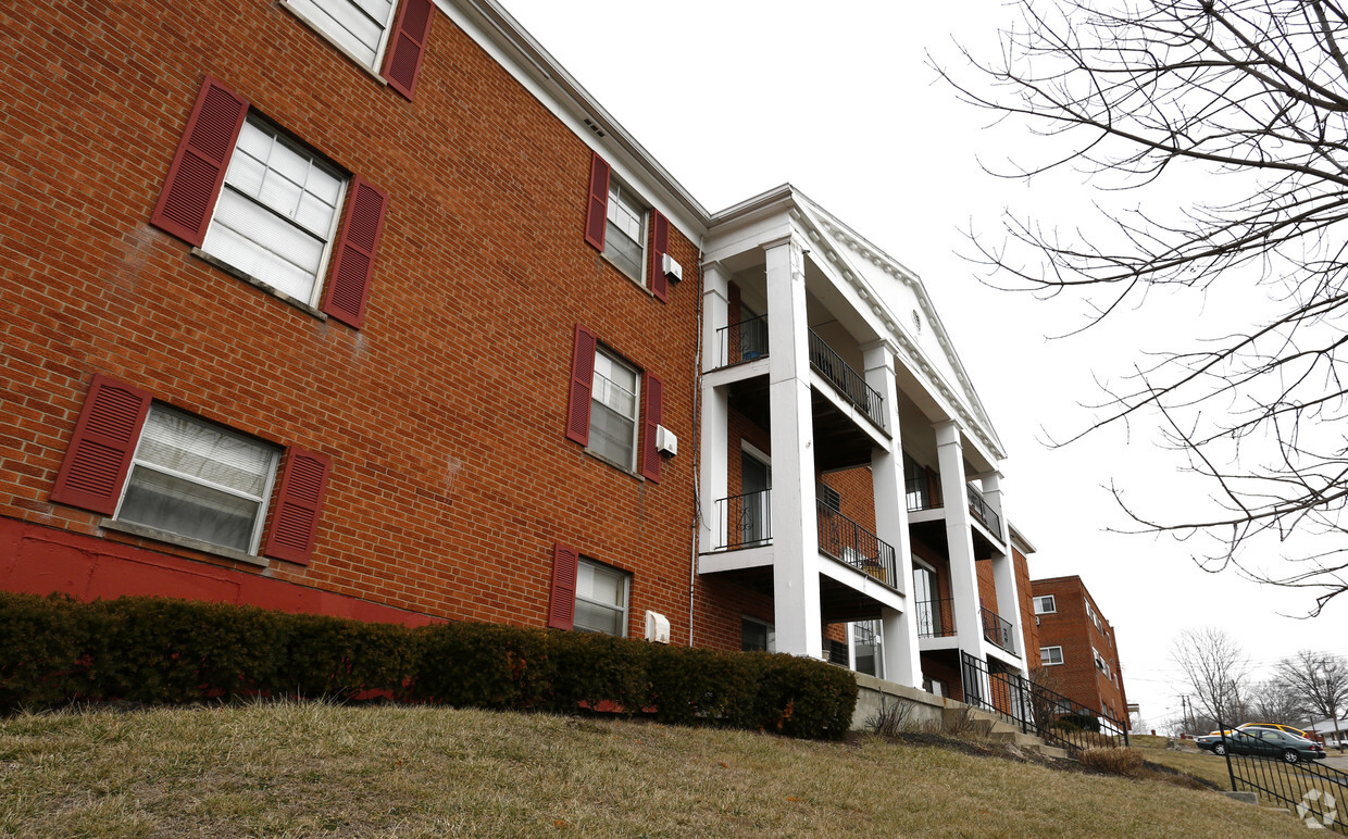 Foto del edificio - Mohawk Trail Apartments