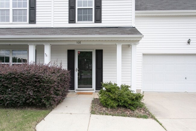 Foto del edificio - 4 bedroom House in Morrisville: Available ...