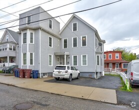 Building Photo - 46 Wyllis Ave