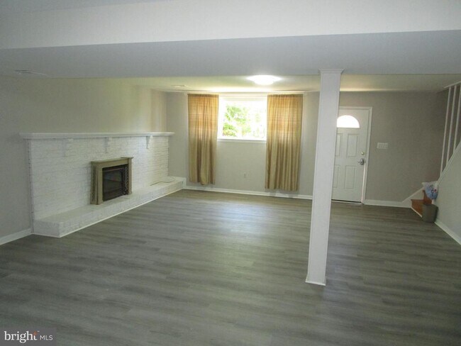Building Photo - 4604 Westridge Pl