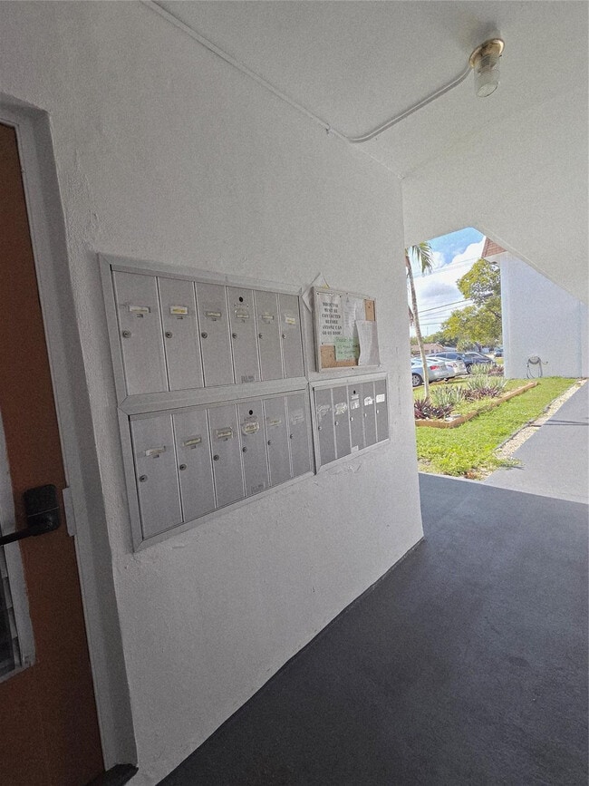 Foto del edificio - 1007 N 19th Ave