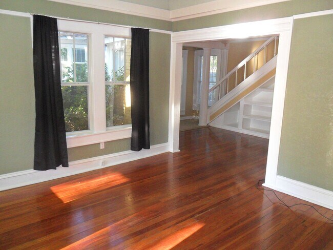 Building Photo - Charming two story home with water view! L...