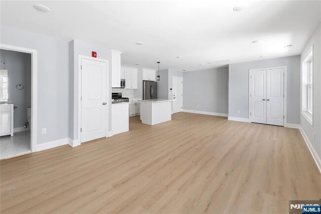 Photo - 110 Madison St Apartment