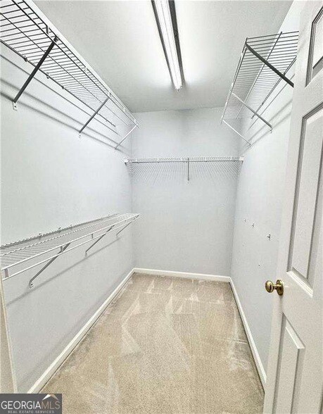 Foto del edificio - 3389 Lathenview Ct
