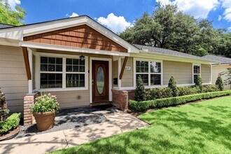 Building Photo - 6634 Housman