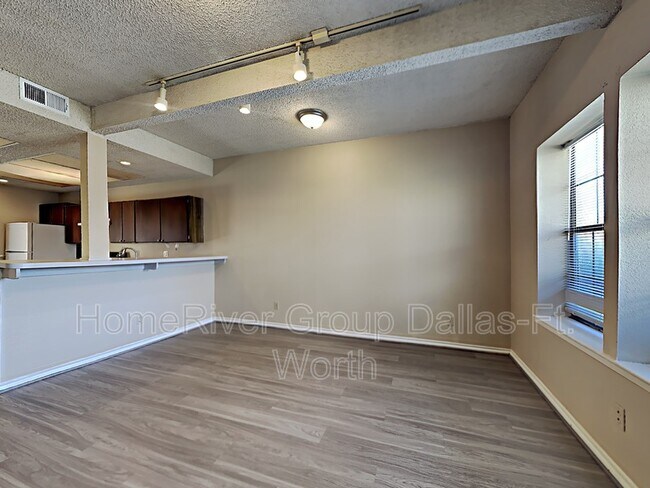 Building Photo - 1312 Cordell St
