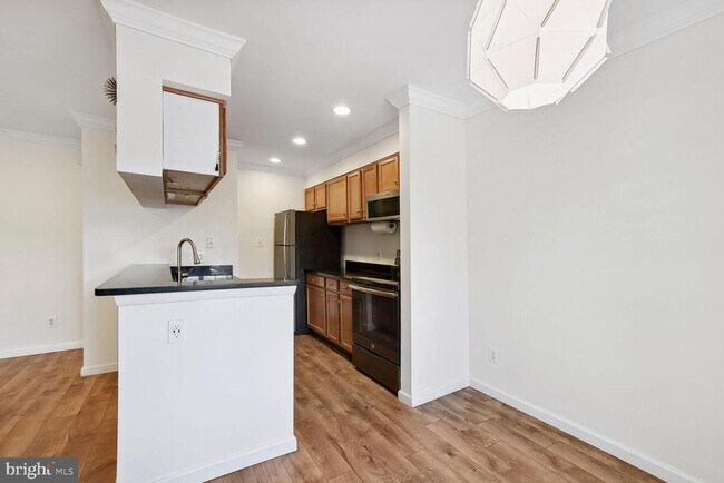 Building Photo - 11715 Olde English Dr