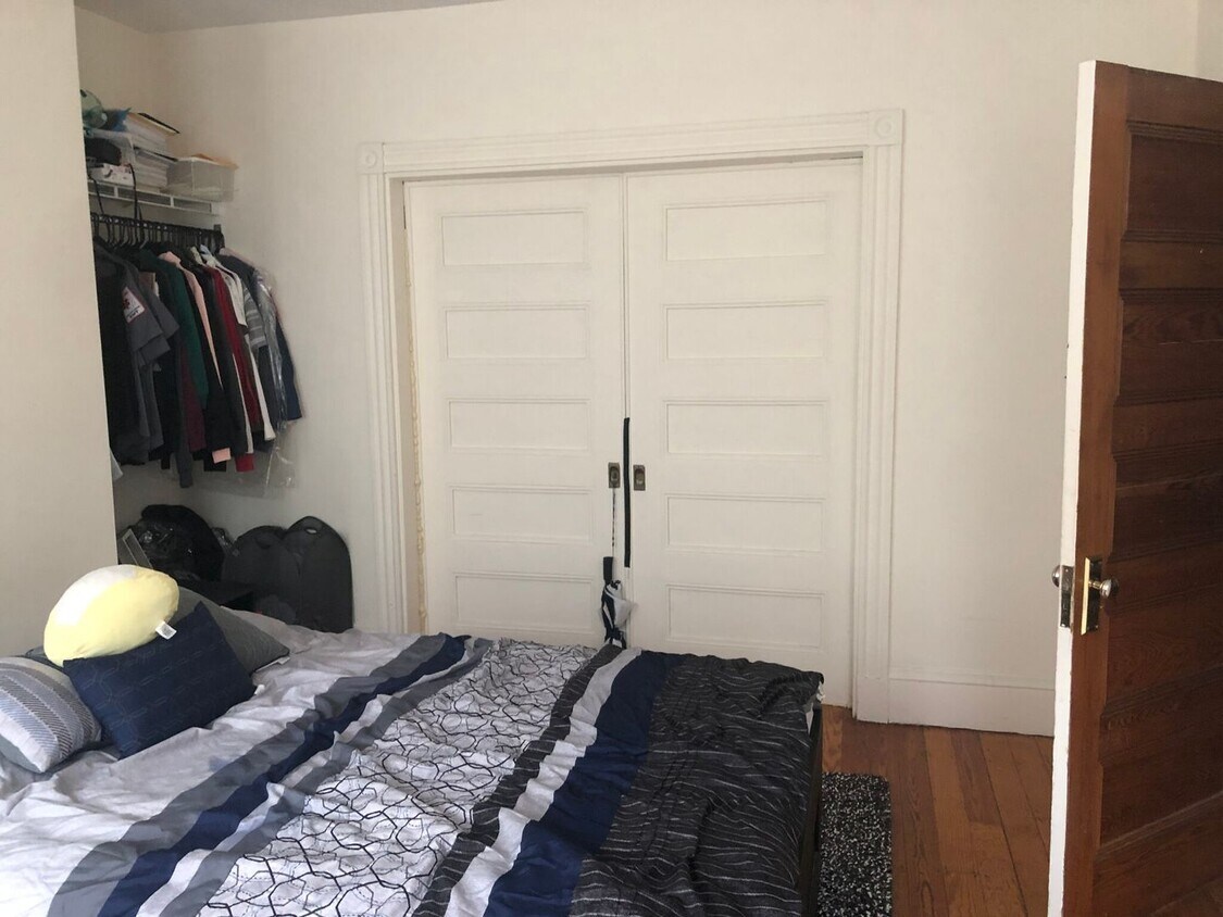 Foto del edificio - Mission Hill Area. Available September 1. ...