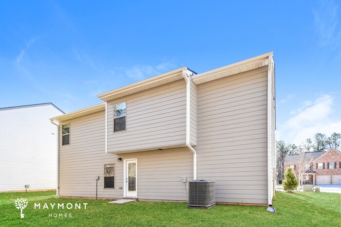 Building Photo - 2419 Gateway Trl