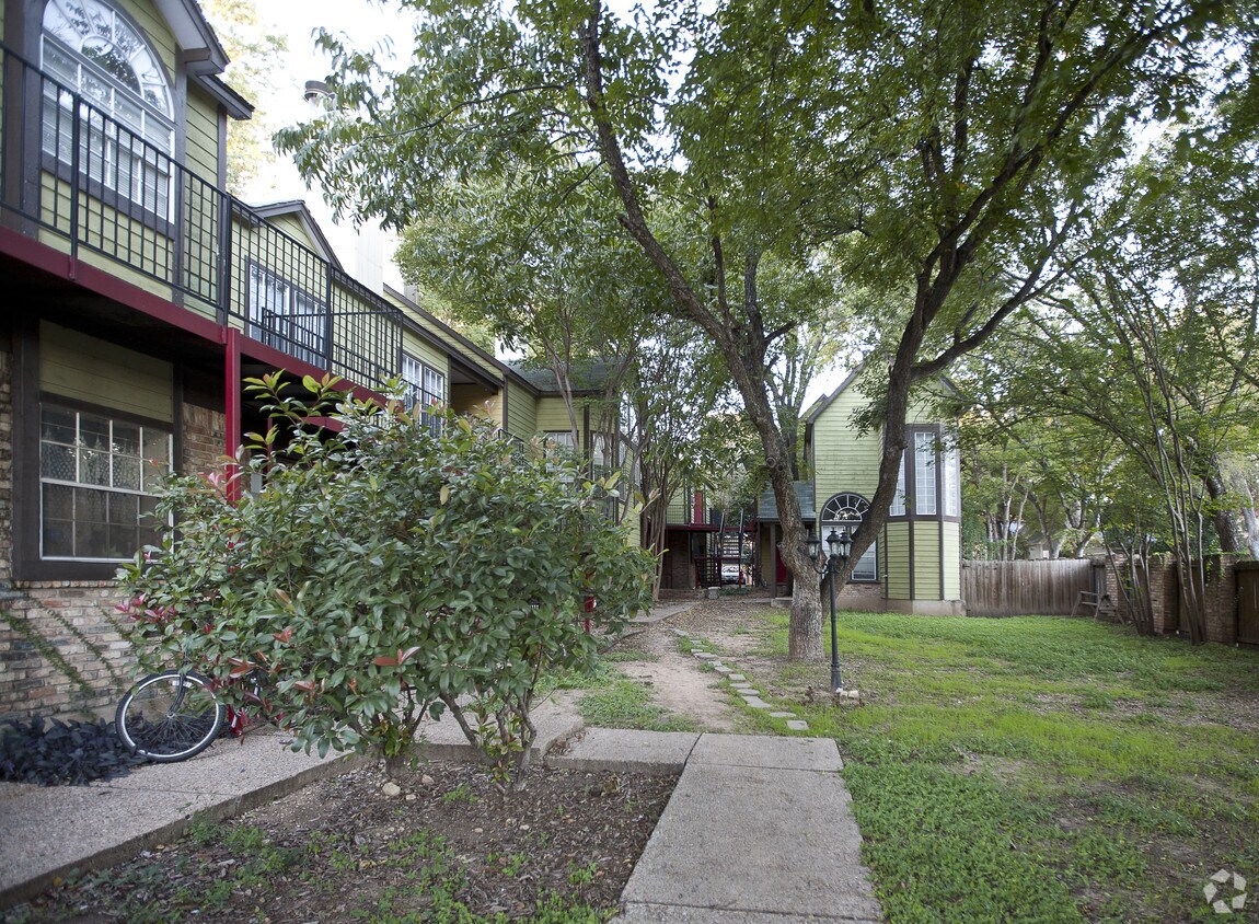 Foto del edificio - Heritage Square Apartments