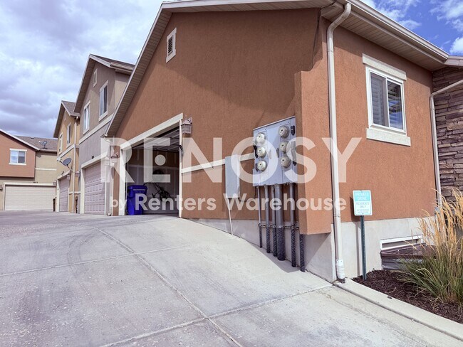 Foto del edificio - 3891 E Cunninghill Dr