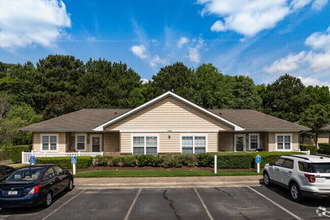 Foto del edificio - The Cottages at Great Bridge