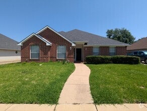 Building Photo - 3929 Cross Bend Dr