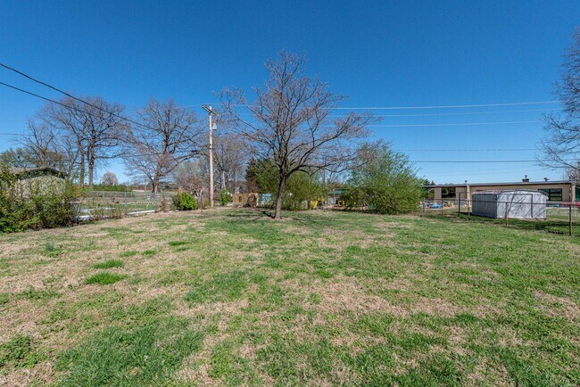 Photo - 1814 Kettering Rd House