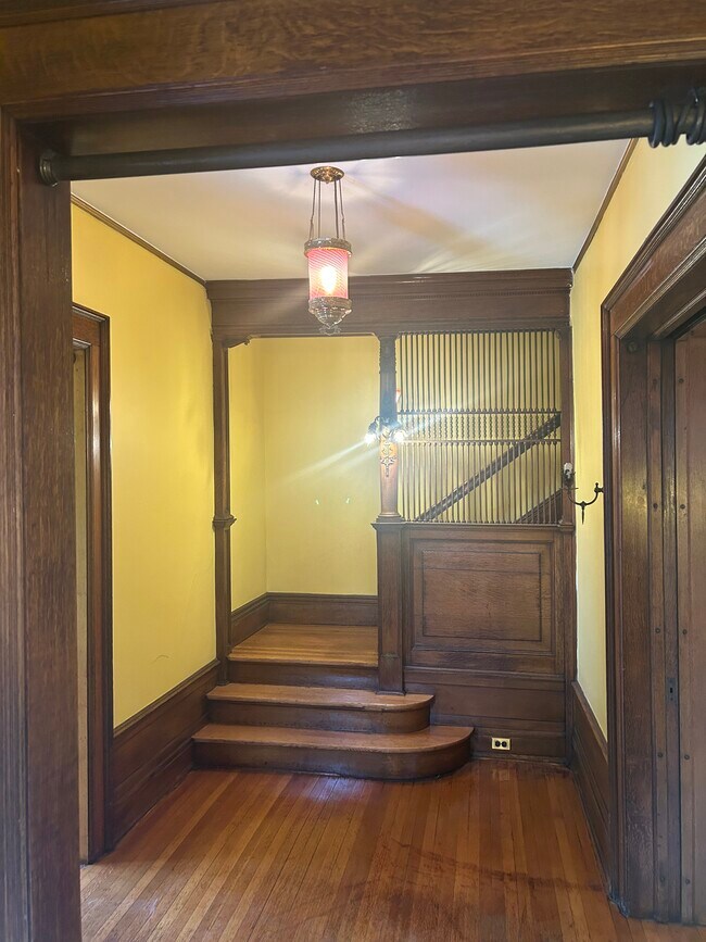 467 Virginia St, Buffalo, NY 14202 Townhome Rentals in Buffalo NY