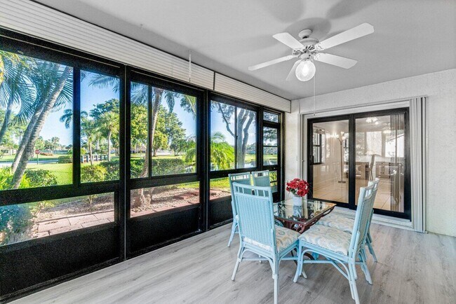 Foto del edificio - 5605 Forest Oaks Terrace