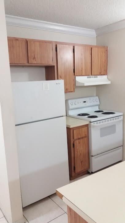 Foto del edificio - 2771 Riverside Dr