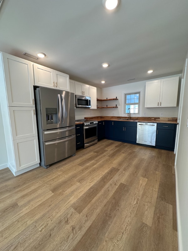 Building Photo - 113 Eastland Ave