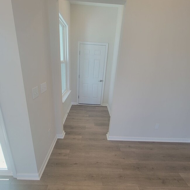 Building Photo - 3BR/2.5BA Townhome in Terraces at Farmington; Great Schools!