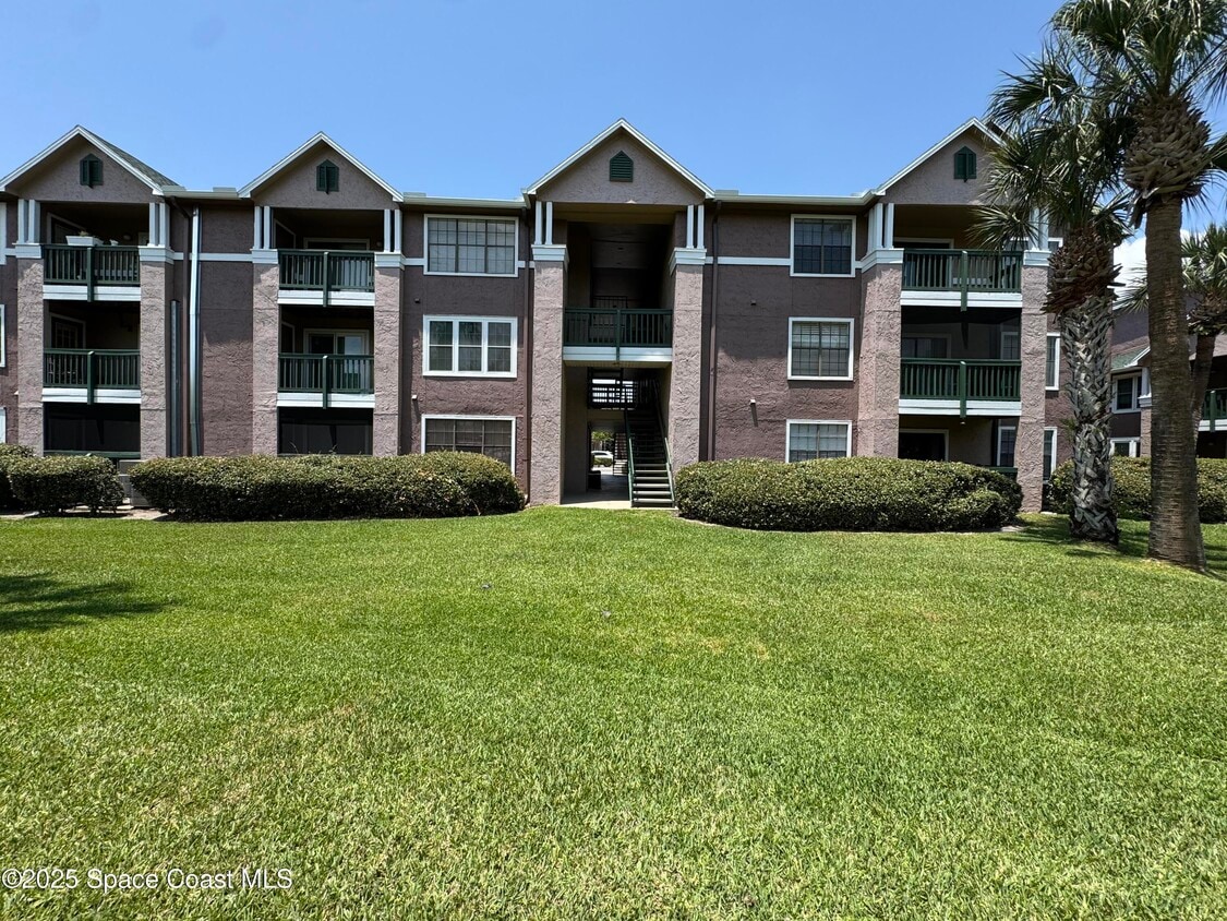 Primary Photo - 7667 N Wickham Rd