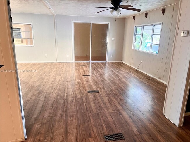Building Photo - 2680 SW 54th St