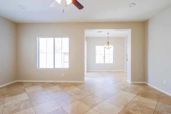 Foto del edificio - 2141 W Barwick Dr