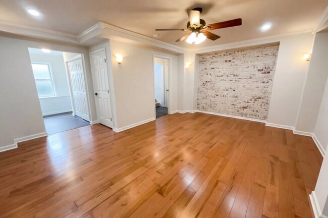 Foto del edificio - 62 Ann Cir