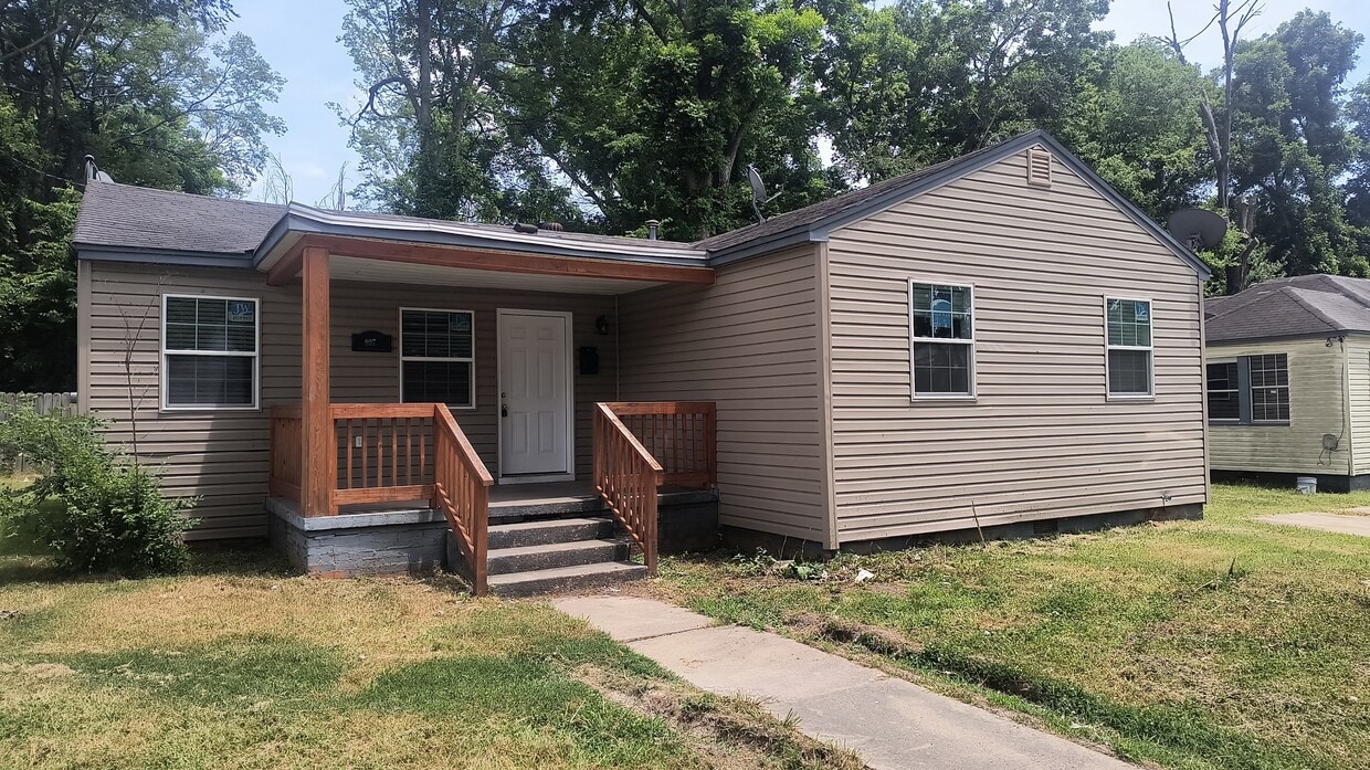 Foto principal - 807 S Chestnut St