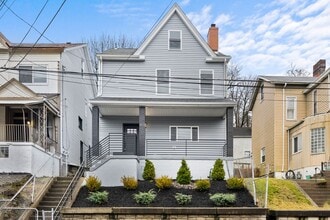 Building Photo - 403 Grace St