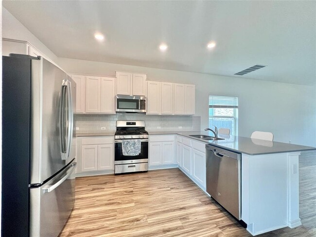 Foto del edificio - 6533 Strelitzia Cove