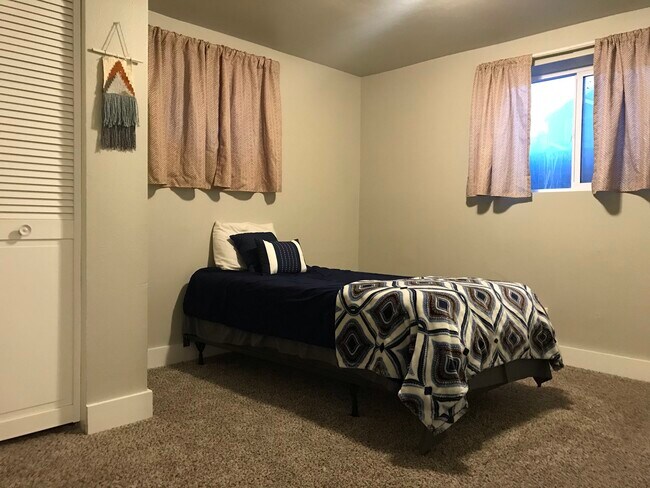 2nd bedroom- prior to painting - 405 S 100 W