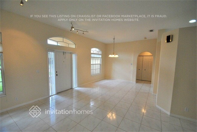 Foto del edificio - 188 Cypress Trce