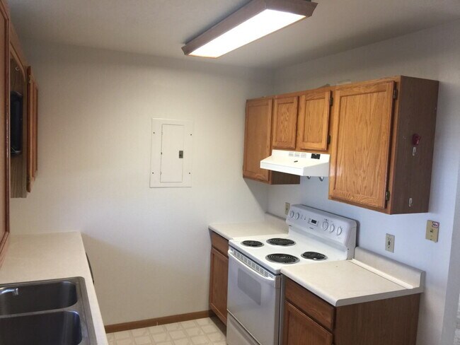 Foto del edificio - 94 Stiles Ave