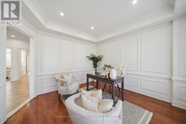 Photo du bâtiment - 60 Brenda Crescent