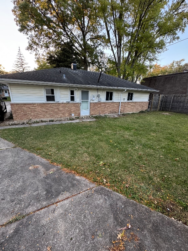 Building Photo - 437 Navajo St