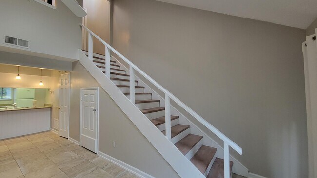 Foto del edificio - 70 Camp Creek Rd N