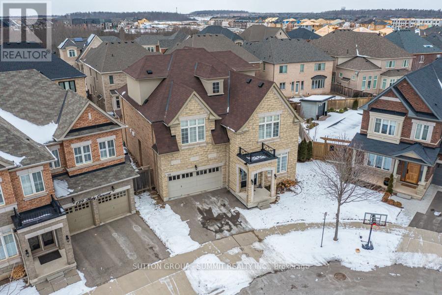 Photo principale - 135 Hoey Cres