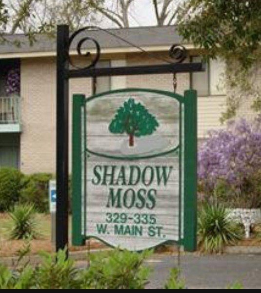 Foto del edificio - 329 W Main St