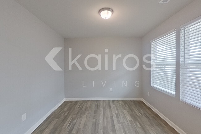 Building Photo - 2595 Provence Dr SE