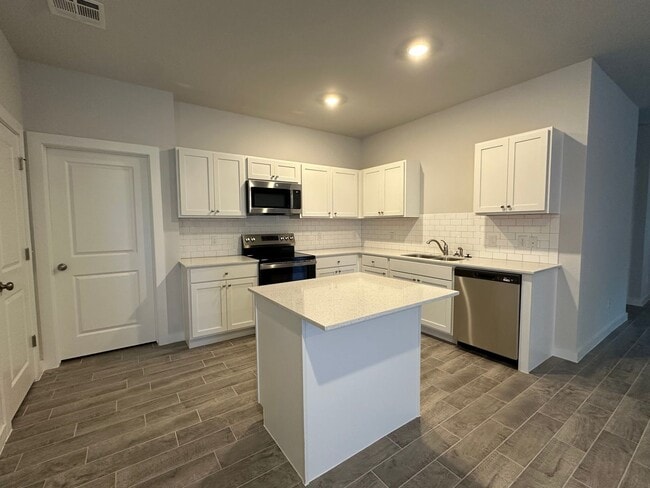 Building Photo - New Construction 3 Bedroom, 2 Bathroom on ...