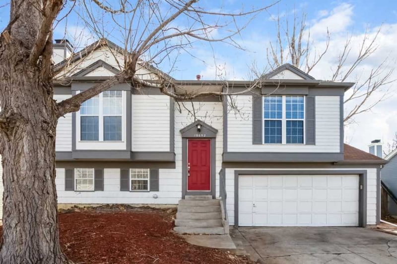 Primary Photo - 21148 E Eastman Dr