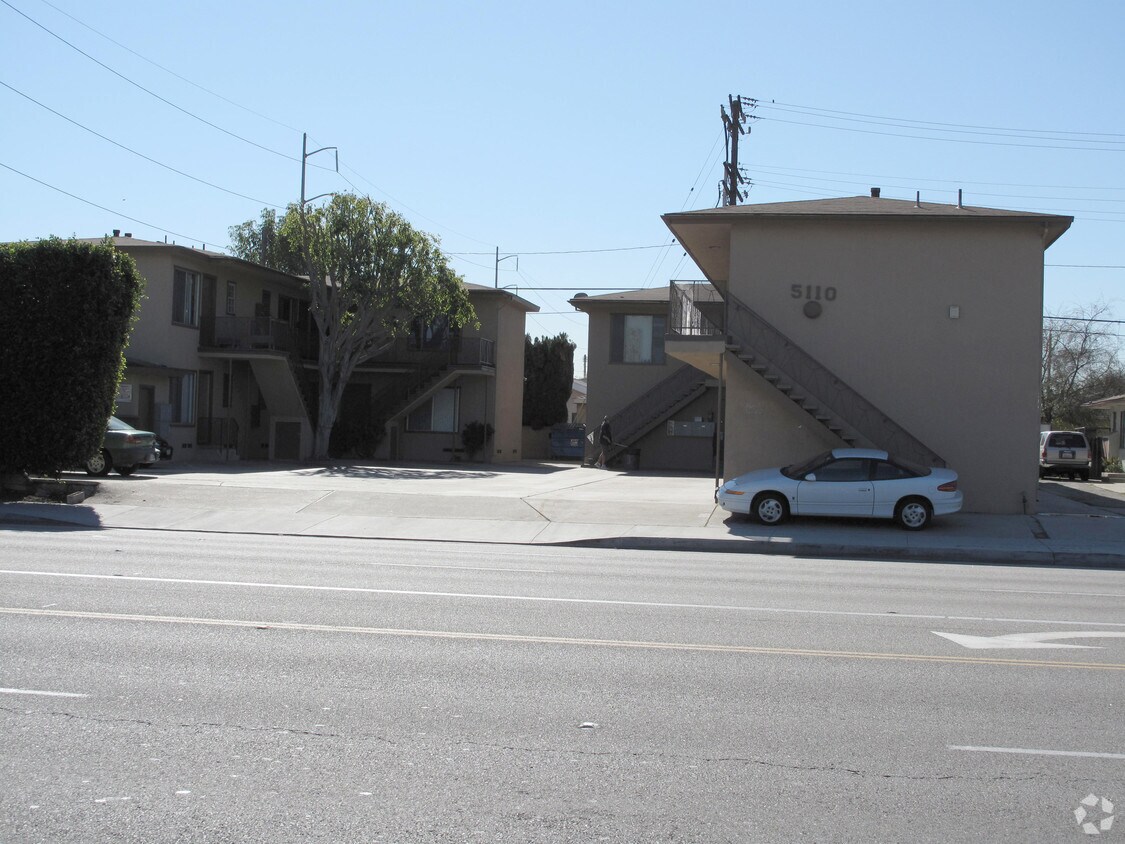 Building Photo - 5106-5110 W El Segundo Blvd
