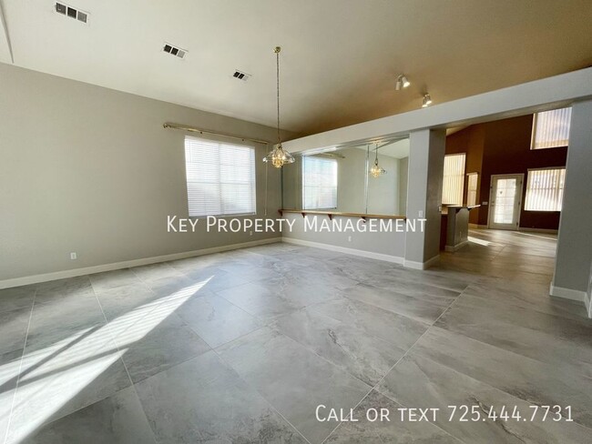 Building Photo - BEAUTIFUL 4 BEDROOMS, 3 BATH TWO STORY HOM...