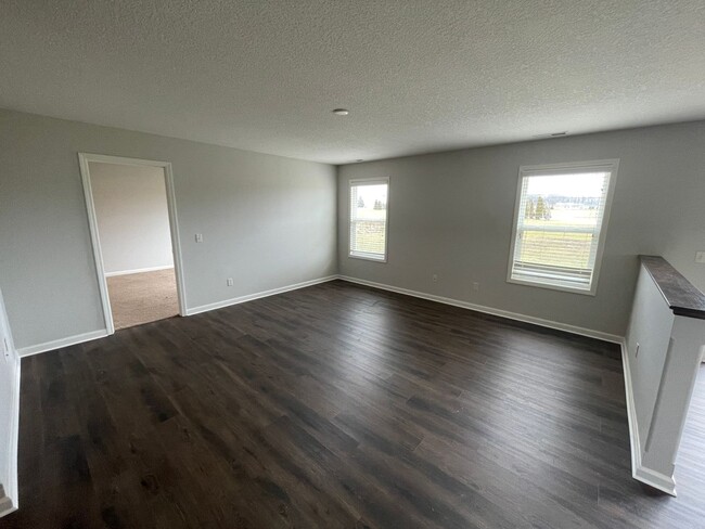 Foto del edificio - Home For Rent By Capital Property Management
