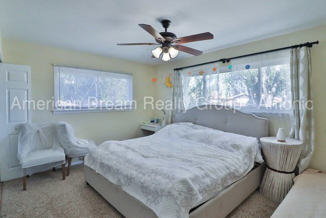 Foto del edificio - 8043 W Lake Street, Niles, IL 60714