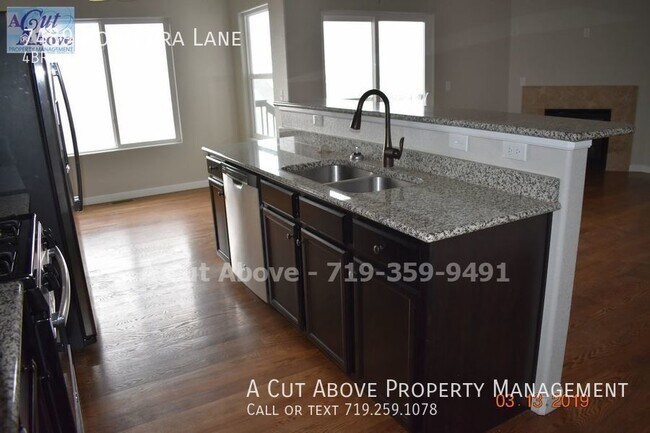 Building Photo - Newer 4 Bedroom Rancher with Finished Base...