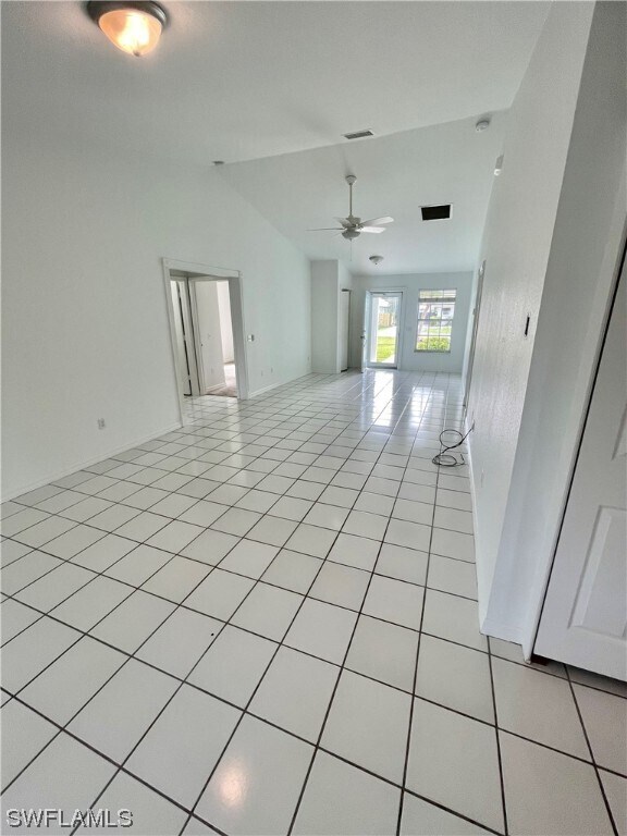 Foto del edificio - 787 108th Ave N