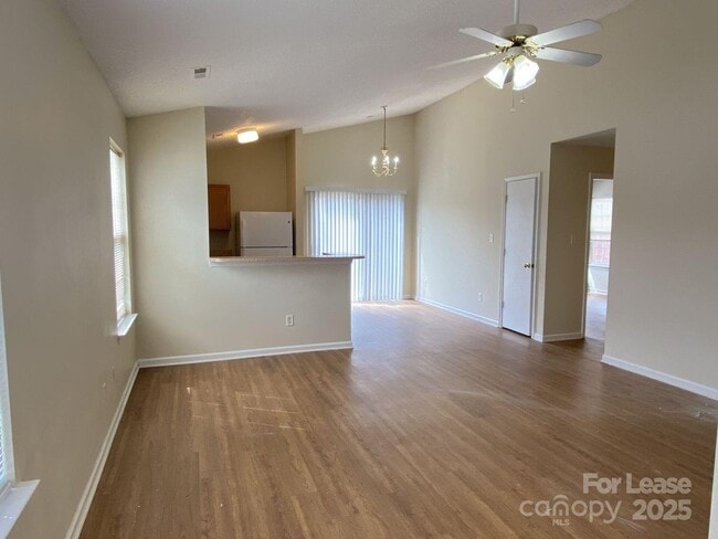 Foto del edificio - 9617 Rau Ct